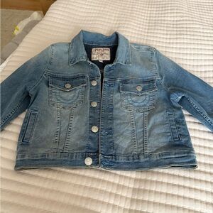 Women denim jacket